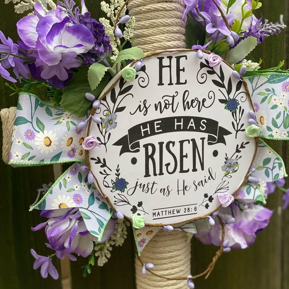 He is Risen hand made Cross Wreath - Picture 2 of 2